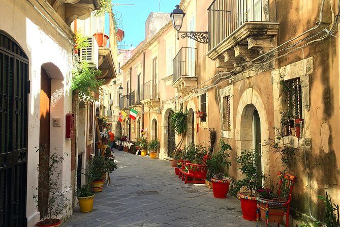 Private Syracuse Tour & light lunch in food market - FAQ