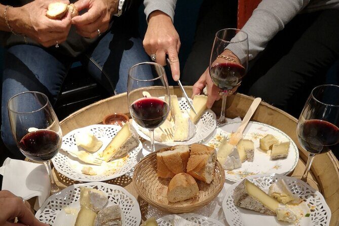 Private tasting of Savoie cheese and wine in Chamonix - An In-Depth Look at the Experience