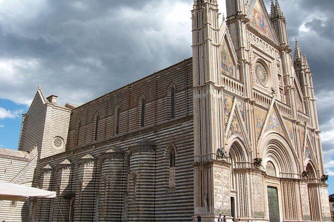Private Tour of Orvieto including Duomo (Cathedral) - The Magnificent Duomo di Orvieto