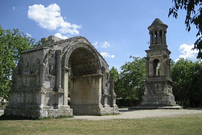 Private tour of the Alpilles, Arles and Baux de Provence - An In-Depth Look at the Tour