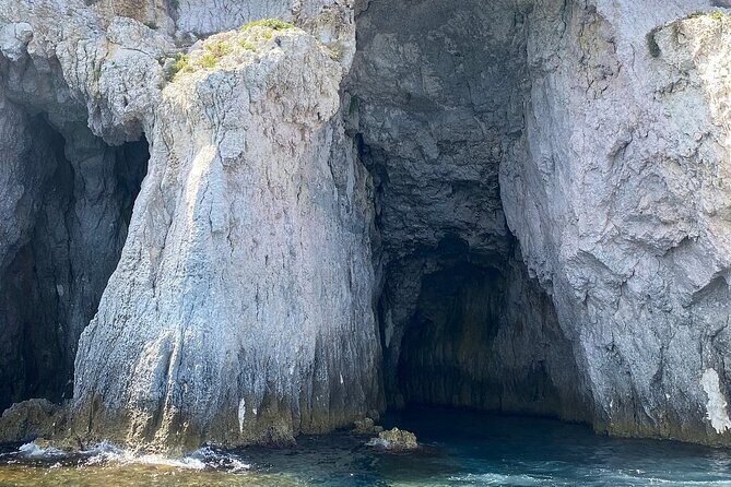 Private Tour with Typical Homemade Products and Full Beverage - Who Would Love This Tour?