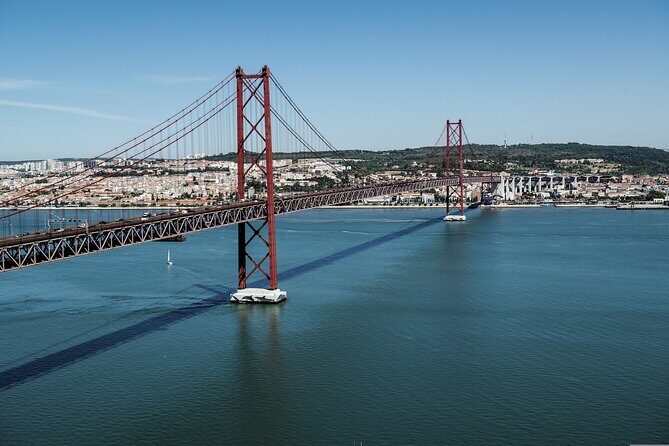Private Transfer From Faro To Lisbon With a 2 Hour Stop - The Experience of the Drive