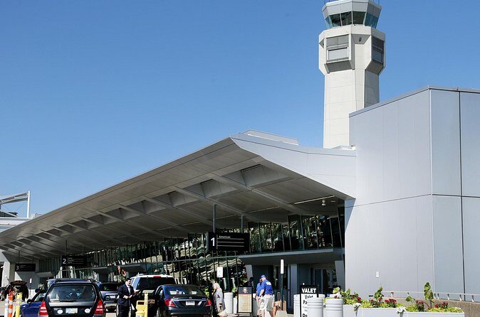 Private Transfer from or to Cleveland Airport (CLE) - What to Expect on the Day of Your Ride