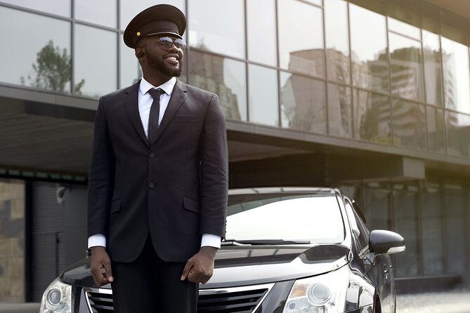 Private Transfer from Schiphol Airport to Rotterdam - The Pickup Experience: Clear, Convenient, and Customized