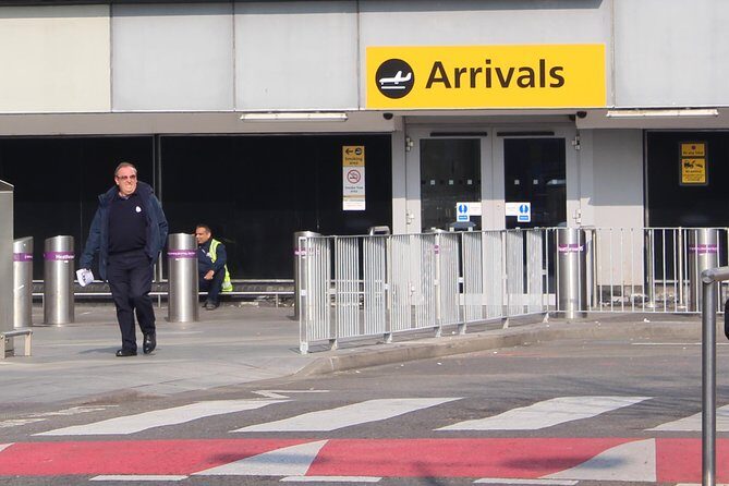 Private Transfer: Heathrow Airport to London Kings Cross or St Pancras Stations - What to Expect on the Journey