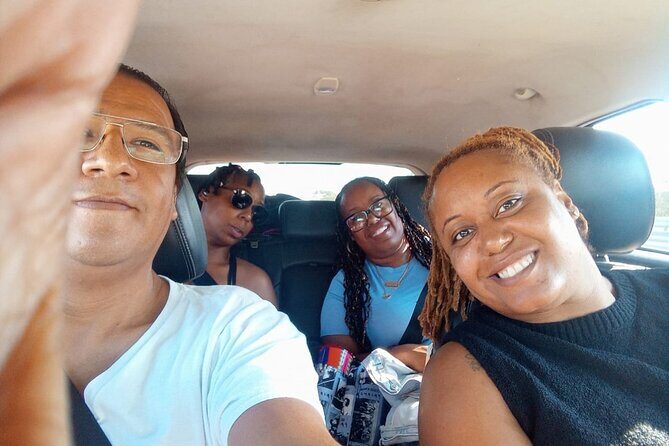 Private Transfer to Los Cabos Airport from Rancho San Lucas - How the Ride Unfolds