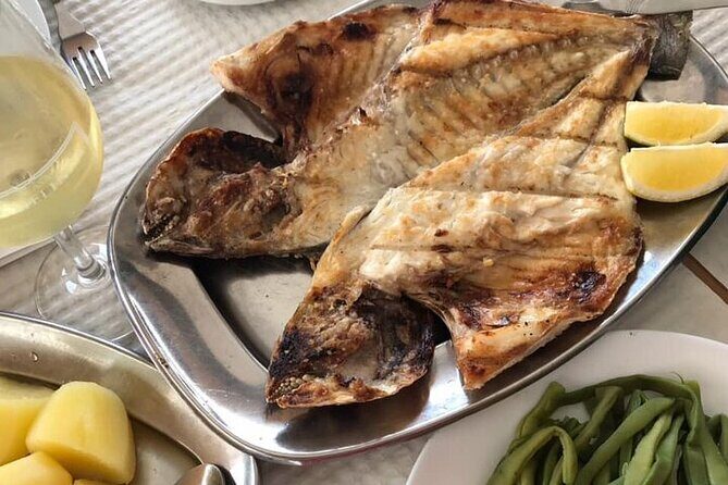 Private Transport Lisbon - Porto or Porto - Lisbon with 3 Stops - What the Reviews Say