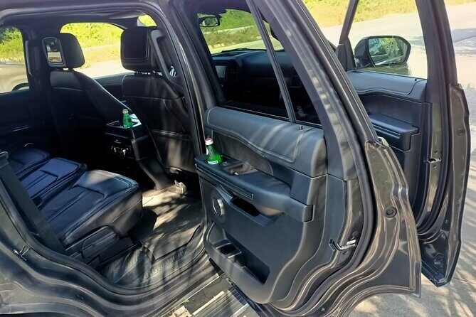 Private Transportation Deluxe Van - Who It’s Best For