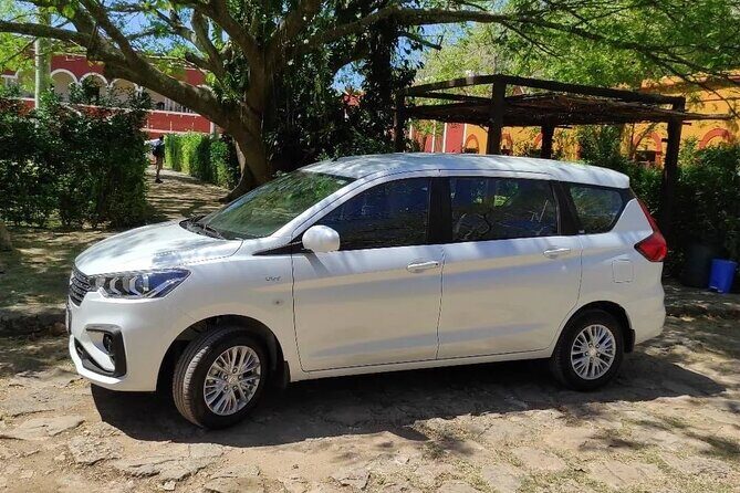 Private Transportation from Merida Airport to Merida Center - A Closer Look at the Experience