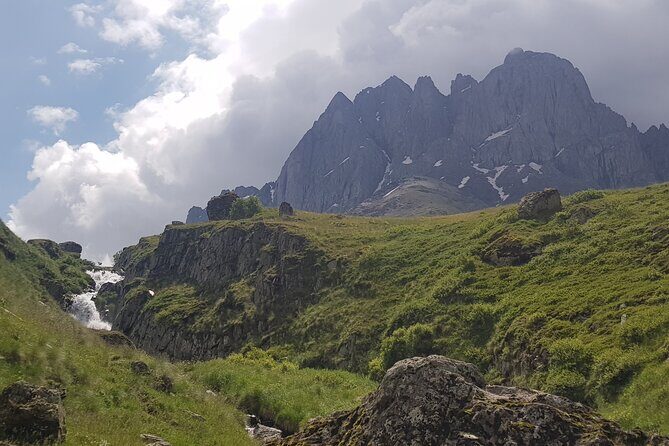 Private two days (one night) tour to Kazbegi and Juta with hikes - via Mtskheta. - Practicalities and Value