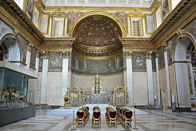 Private Walking Royal Tour of Naples: Castles and Kings - Authentic Naples in a Nutshell