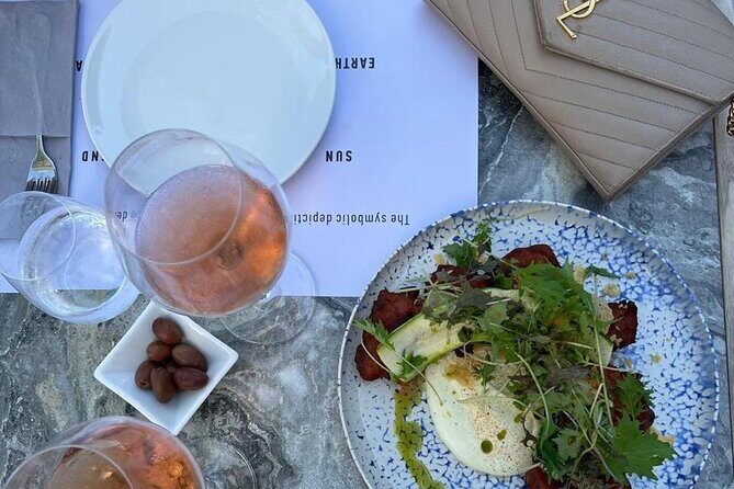 Private Wine Tasting-Wine Museum- Snacks: 2, 3 or 4 Wineries - Who Should Consider This Tour?