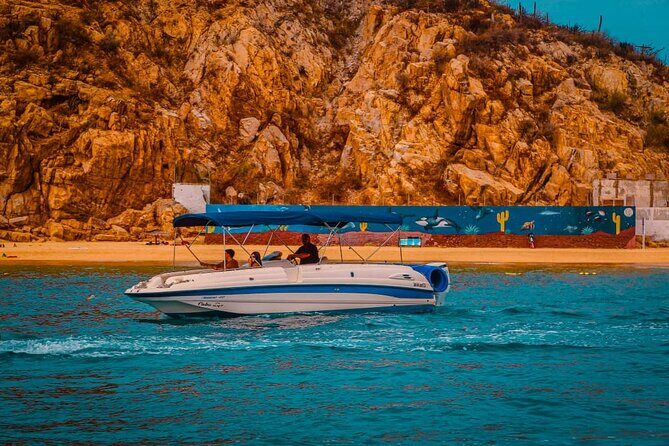 Private Yacht in Los Cabos | 10 PAX & 3 HRS - Included & Not Included