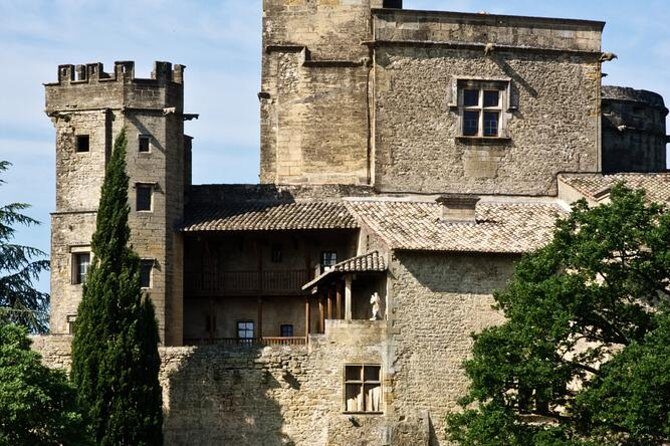 Provence Wineries and Luberon Villages Day Trip from Aix-en-Provence - The Itinerary in Detail