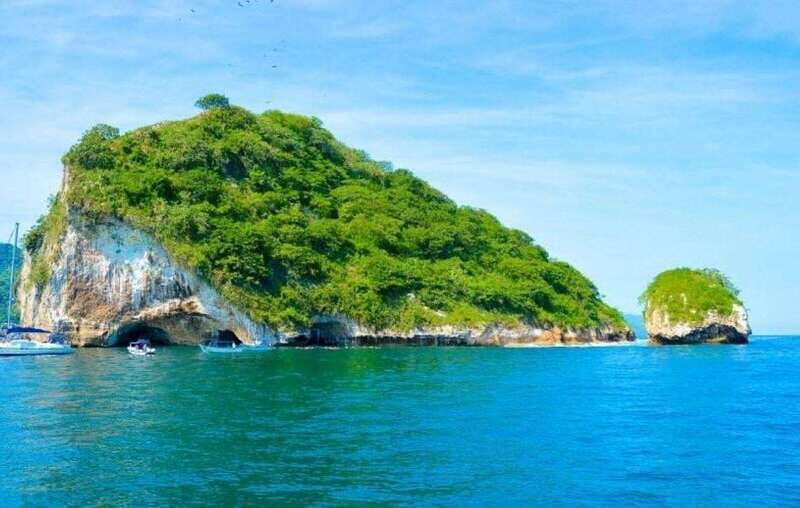 Puerto Vallarta: Catamaran Cruise With Snorkeling and Lunch - Practical Details and Insights