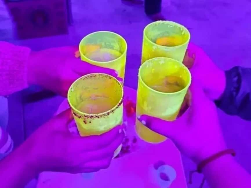 Puerto Vallarta: Neon Party on the Bay - A Closer Look at the Neon Party on the Bay Experience