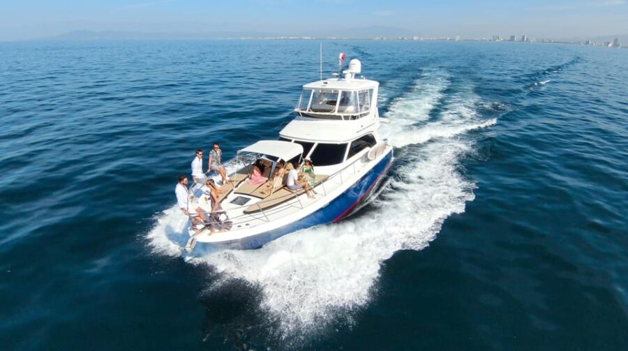 Puerto Vallarta: Sunset Cruise Aboard a Luxury Yacht-private - Analyzing the Value