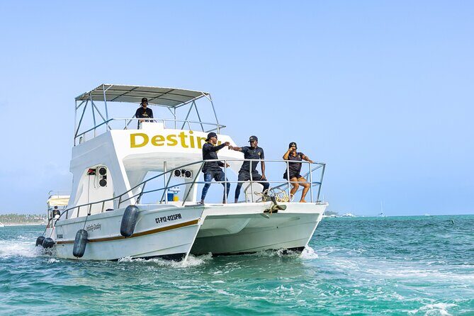 Punta Cana Boat Cruise and Snorkeling with Open Bar - The Authenticity and Atmosphere