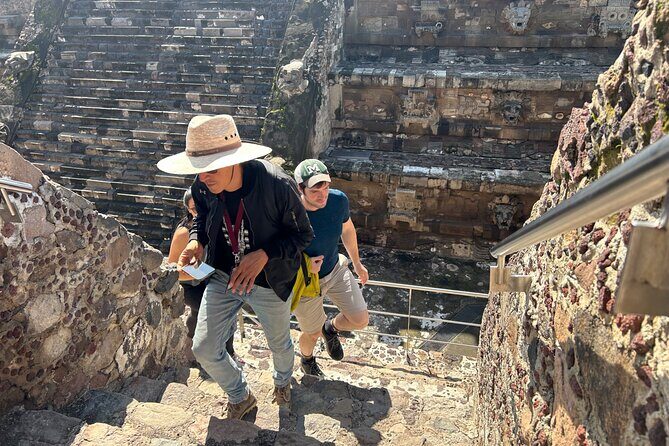 Pyramids of Teotihuacan with gastronomic and cultural experience. - The Authenticity and Value of the Experience