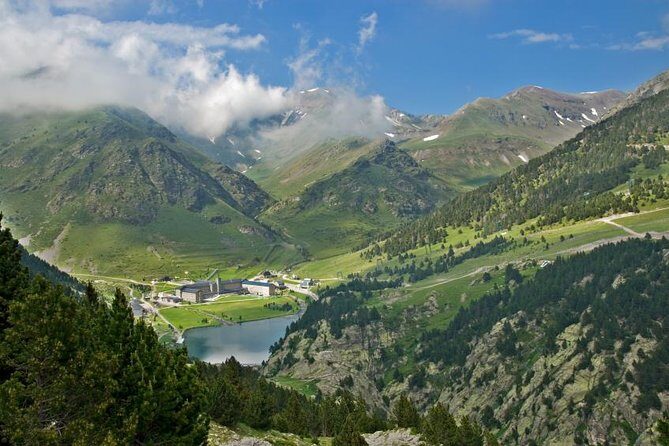 Pyrenees & Medieval Towns Small Group Tour from Barcelona - Exploring Vic, the Medieval Gem