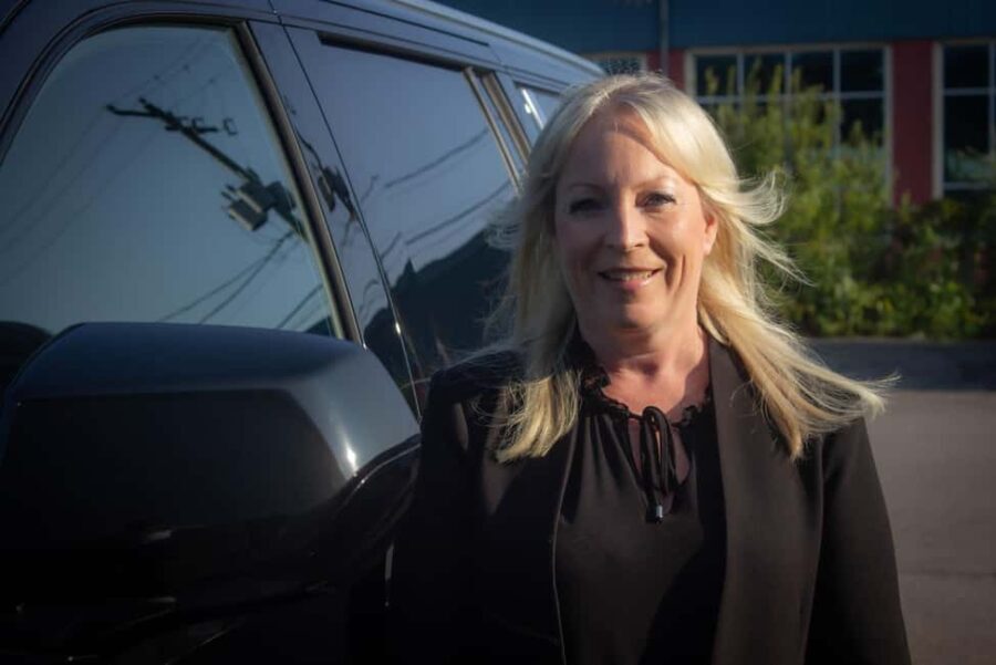 Quebec City: 4 Hours Private Tour in a Luxury Vehicule - Comfort and Convenience