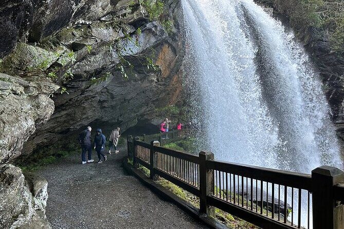Rainforests and Waterfalls of Western NC - Majestic Cullasaja Falls