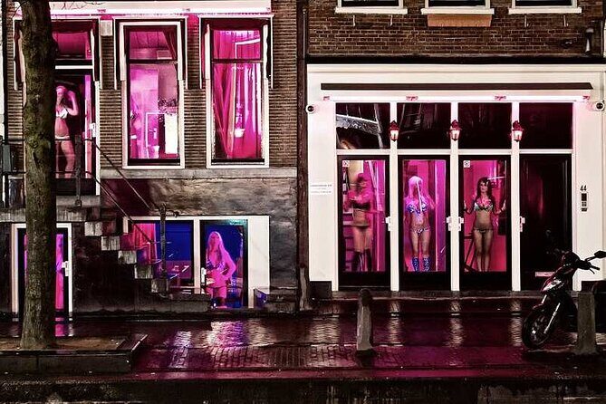 Red Light District Primetime Private Tour for 18+ Only - The Value of This Tour