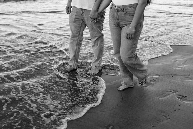 Romantic Couple Photo Tour Sayulita with a Pro Photographer - What Makes This Tour Stand Out