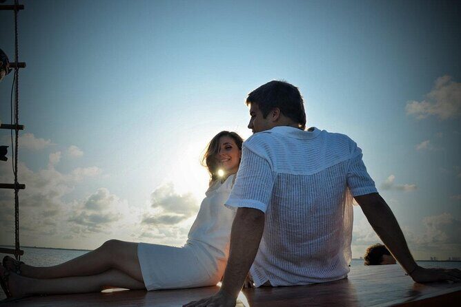 Romantic Lobster Dinner at Cancun (Sunset & Night) (2x1) - The Bottom Line