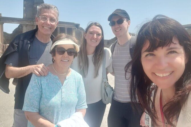 Rome to Pompeii Guided Tour with Wine & Lunch by High Speed Train - What Makes This Tour Stand Out