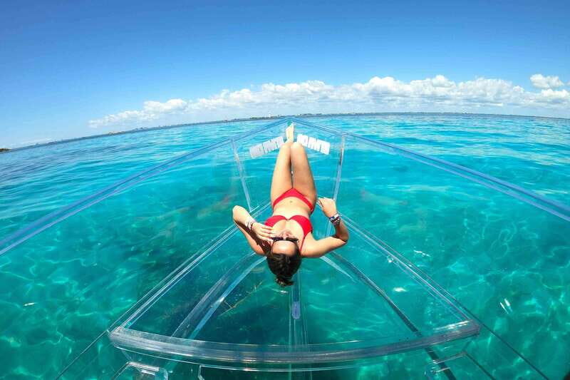 Sail around cancun in the best transparent boat + 2 drinks - Discovering Cancun from the Water