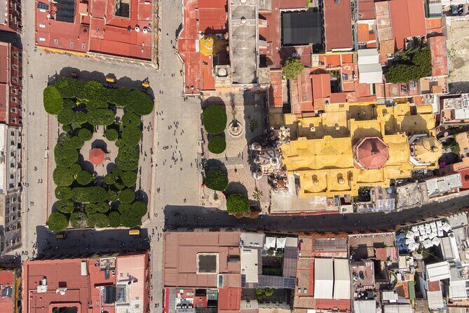 San Miguel de Allende Day Trip from Mexico City - Transportation and Group Size