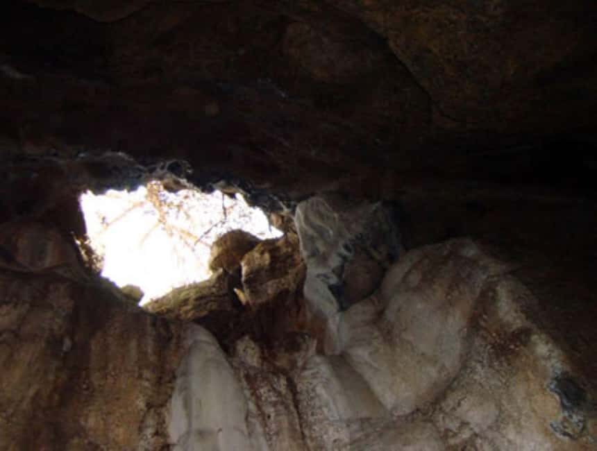San Sebastián de las Grutas: Cave and Cenote Adventure - Who Should Consider This Tour?