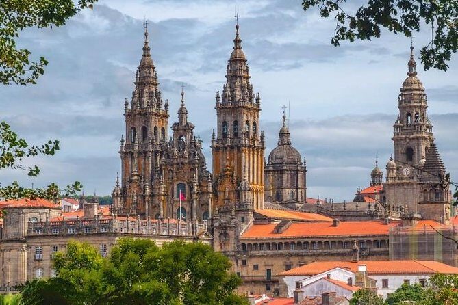 Santiago de Compostela Private Transfer from SCQ Airport to City centre - Why Choose This Transfer?