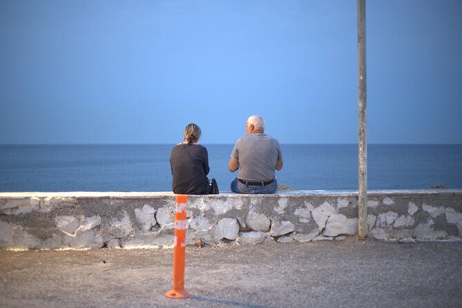 Santorini: 40min Photoshooting in Oia - What to Expect