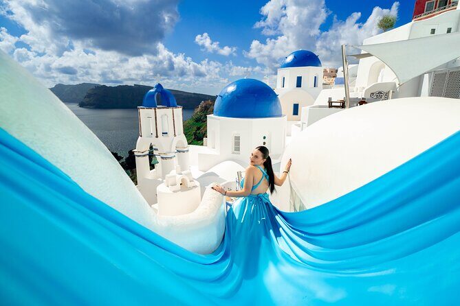 Santorini L.P. Photography Session - A Well-Balanced Perspective: Pros and Cons
