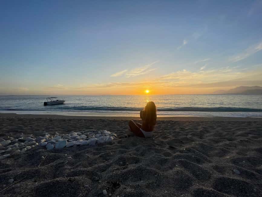 Sarandë: Exclusive Relaxing Sunset Tour with Wine & Fruits - The Itinerary Breakdown