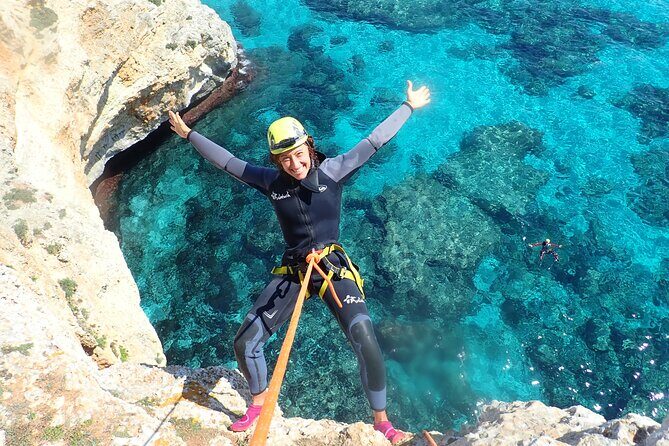 Sea cave, hiking and 20 meter rappelling - What Makes It Special?