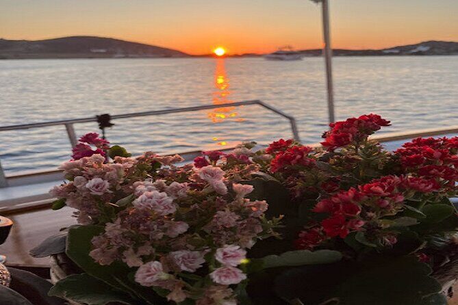 Sea Sunset Tour in the Bay of Naousa - Paros - Itinerary Breakdown