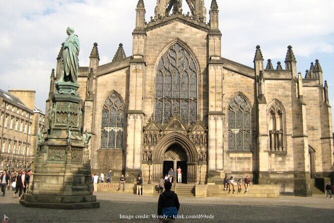 Secrets of the Royal Mile: Private 2.5-hour Walking Tour - What Past Travelers Say