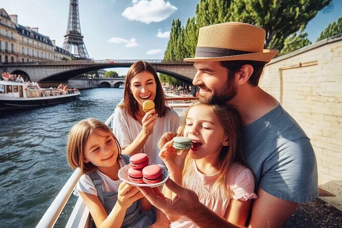 Seine River 1-Hour Sightseeing Cruise from the Eiffel Tower - Who This Tour Is Best For