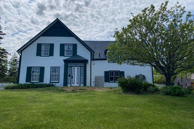 Self Guided Audio Driving Tour of the North Shore of PEI - Who Will Love This Tour?