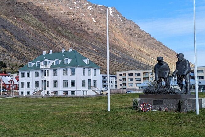 Self-Guided Tour of Ísafjörður: Art, History, and Architecture - The Sum Up