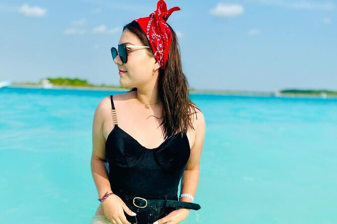 Seven Colours Bacalar Lagoon with Pontoon Ride only from Tulum - The Balneario El Mármol and the Lagoon