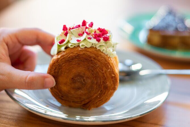 Seville Vegan Tapas Food and Market Walking Tour - The Itinerary: What to Expect