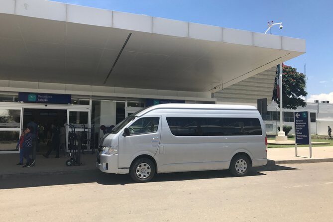 Shuttle from downtown Oaxaca city to Oaxaca airport. One way - FAQs