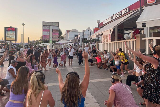 Silent Disco Walking Tour Fanabe Mister Sister Show Bar - What to Expect from the Experience