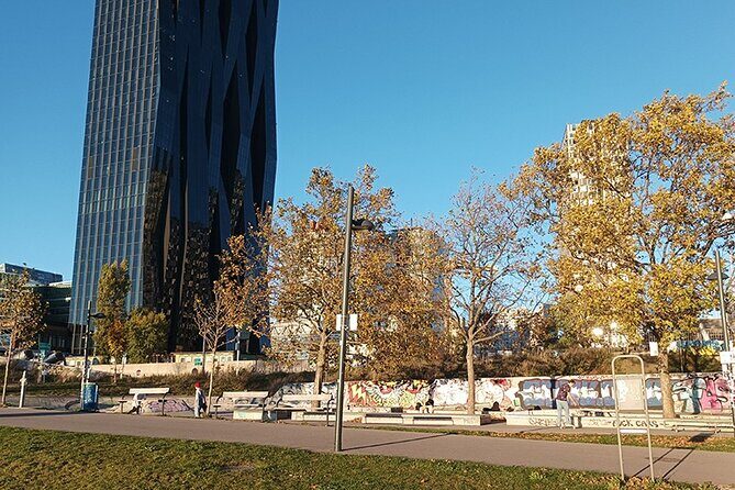 Skateboarding in Vienna Experience skating and new friends in the skate park - Why Choose This Skateboarding Tour?