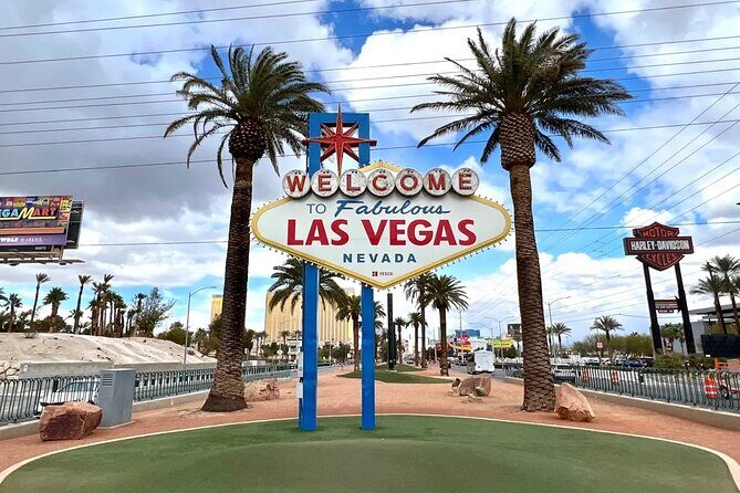 Small Group Ghost Town, 7 Magic Mountains, Las Vegas Sign - Authentic Experiences and Traveler Insights