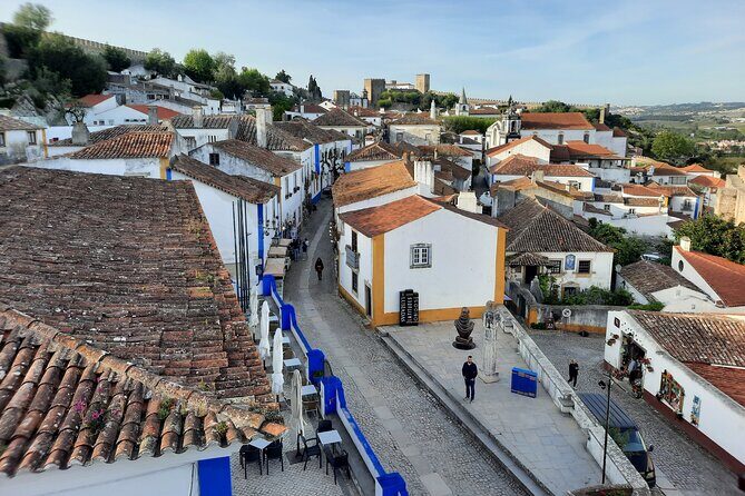 Small Group Tour to Nazaré and Obidos from Lisbon - Lunch in a Local Restaurant